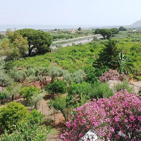 Nuovo Aliru Villa Campofelice Di Roccella Exterior photo